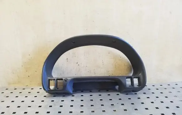 Subaru Legacy Dashboard trim