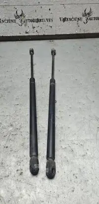 Toyota Corolla E120 E130 Tailgate/trunk strut/damper 6895002040
