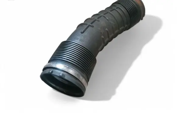 Volvo S80 Air intake hose/pipe 6898050