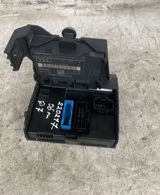 Audi Q7 4L Comfort/convenience module 4L0907289