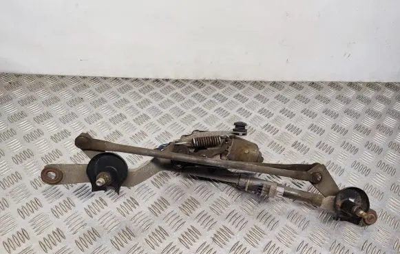 Toyota Auris 150 Front wiper linkage and motor 8511002190