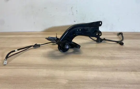 Toyota C-HR I Rear upper control arm/wishbone