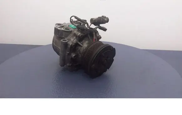 Land Rover Range Rover P38A Air conditioning (A/C) compressor (pump) TAS105