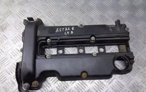 Opel Astra G Rocker cam cover F531002