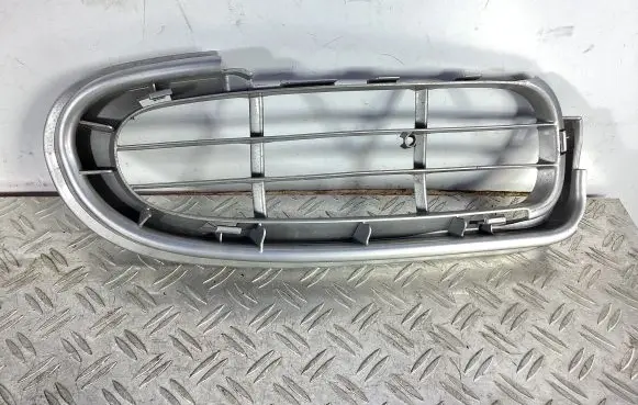 Porsche Boxster 986 Front bumper lower grill 98650555400