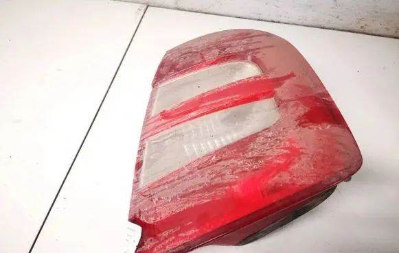 Skoda Fabia Mk1 (6Y) Rear/tail lights 6y6945096b 6y6945112b