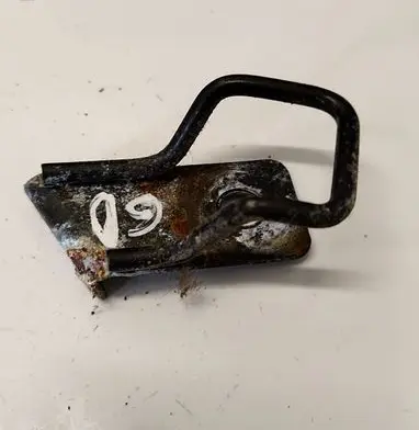 Peugeot 307 Front door lock loop/hook striker