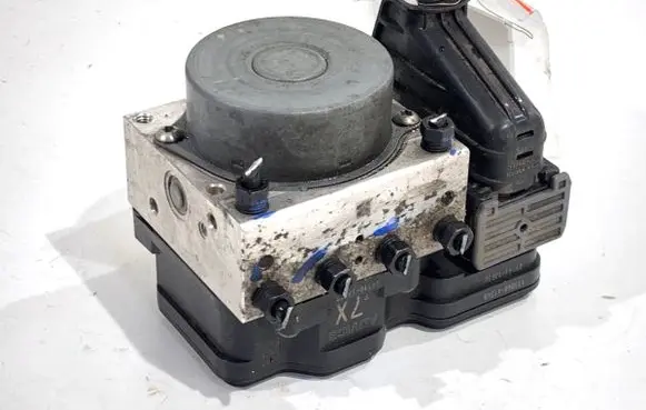 Toyota Corolla E210 E21 ABS Pump 4451012600