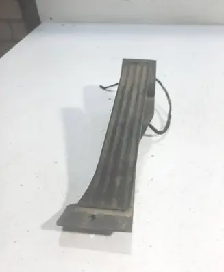 BMW 3 E90 E91 Accelerator throttle pedal