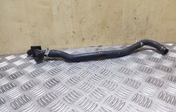 Mercedes-Benz ML W164 Engine coolant pipe/hose A1645062035
