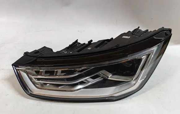 Audi A1 Headlight/headlamp 8XA941005