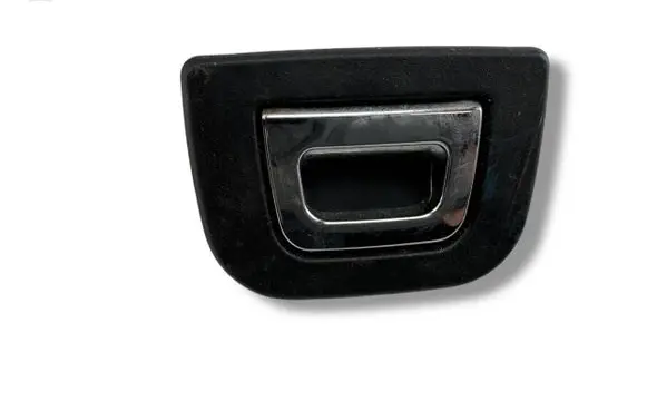 BMW 5 F10 F11 Tie down hook / loop 