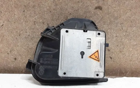 Volkswagen PASSAT B6 Headlight ballast module Xenon 7L6941329A