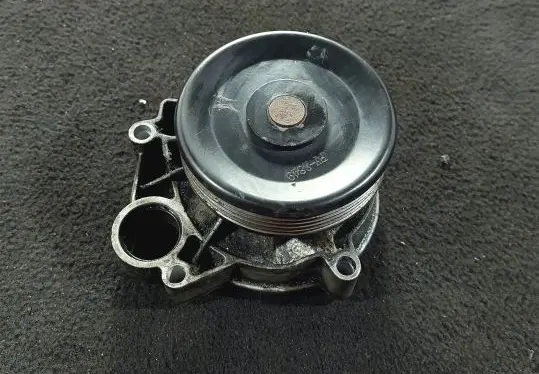 BMW 3 E46 Water pump 