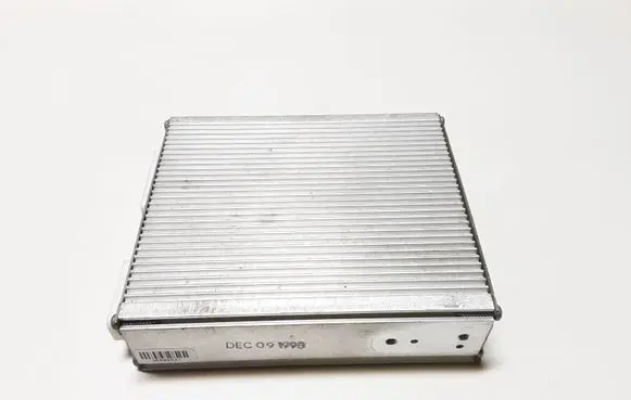 Lexus RX 300 Sound amplifier 861000W011