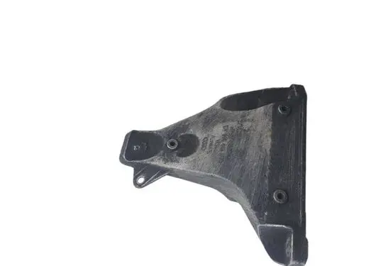 Volkswagen PASSAT B5.5 Engine mounting bracket 8D0199308AC 67742