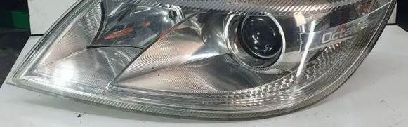 Skoda Octavia Mk2 (1Z) Headlight/headlamp 1z1941015f-4car