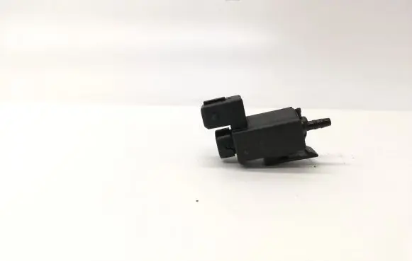BMW 5 F10 F11 Turbo solenoid valve 7810831