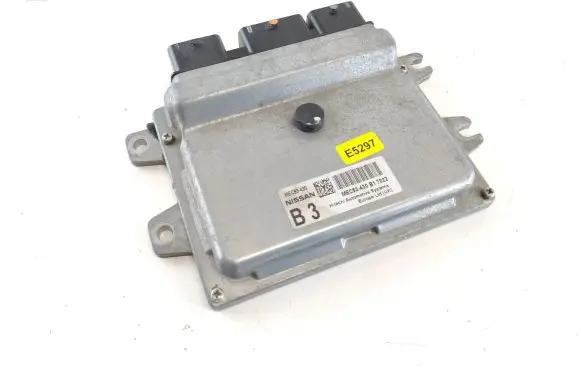Nissan Qashqai Engine control unit/module MEC93430