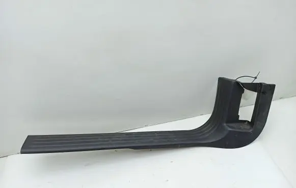 Cadillac STS Seville Front sill trim cover 25684855 VT2604