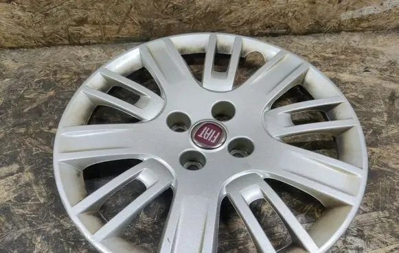 Fiat Doblo R15 wheel hub/cap/trim 051755980E