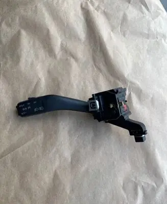 Volkswagen Touran I Indicator stalk 1K0953513A 01103501 10350160516124