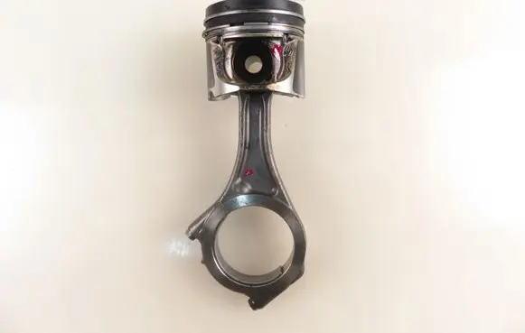 Infiniti M Piston with connecting rod 10653