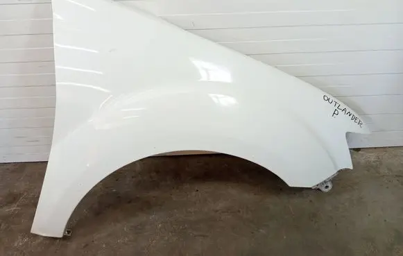 Mitsubishi Outlander Fender OUTLBLOTIKPP