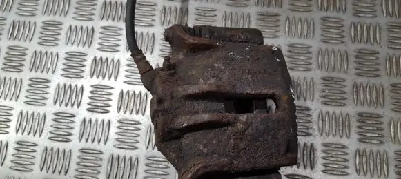 Renault Megane II Front brake caliper
