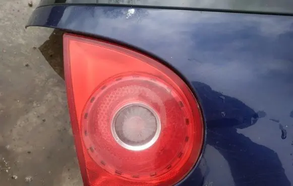 Volkswagen Golf V Tailgate rear/tail lights