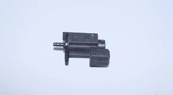 BMW 5 E39 Turbo solenoid valve 1742712