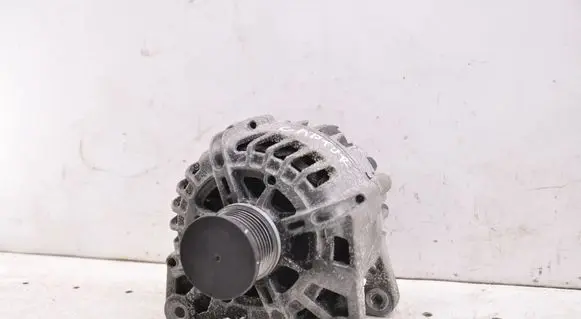 Renault Captur Generator/alternator 