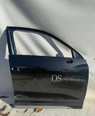 Audi Q3 F3 Front door