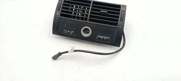 BMW X5 E53 Rear air vent grill 8409081