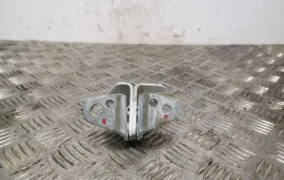 Jeep Grand Cherokee Front door upper hinge