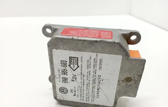 Volkswagen Golf III Airbag control unit/module 6N0909603 5WK4137