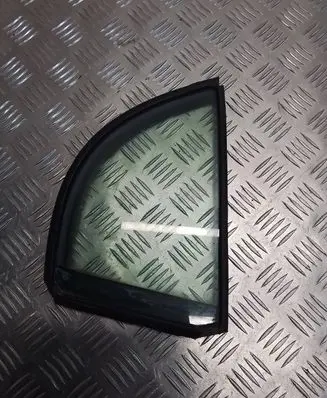 Rear vent window glass