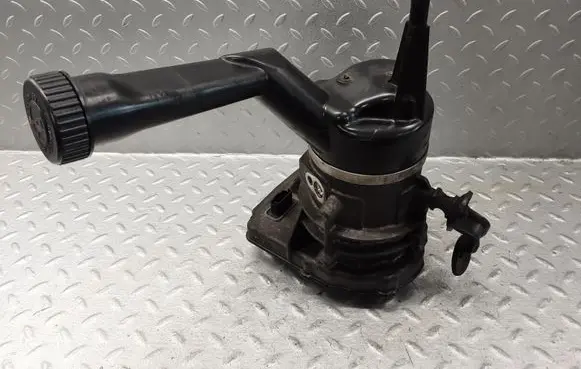 Citroen C4 I Picasso Power steering pump 9684252580