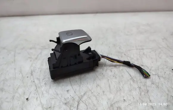 Mercedes-Benz C W205 Hand parking brake switch A2059056603