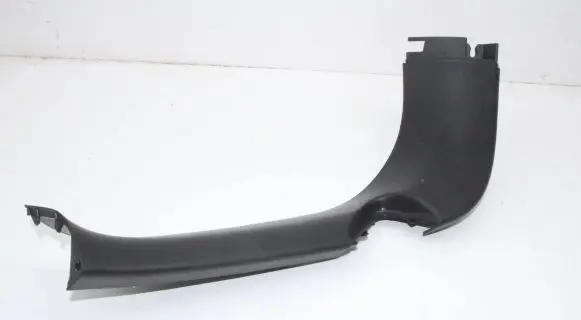 Mitsubishi Outlander Windshield trim 7224A167