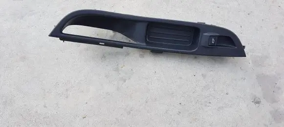 Ford Focus Front door