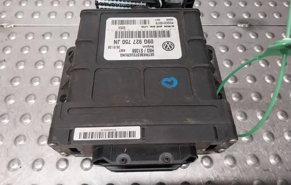 Volkswagen Polo IV 9N3 Gearbox control unit/module 09G927750JN