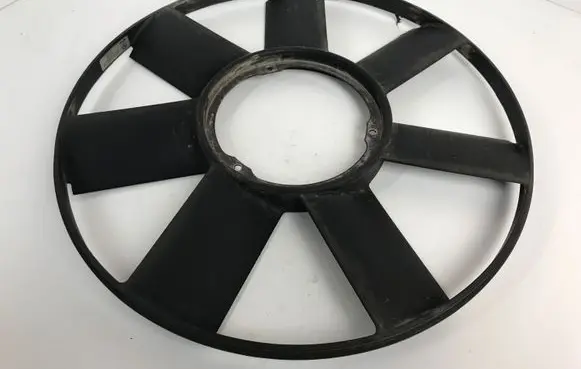 BMW 5 E39 Fan impeller 2243303 11522243303