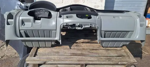 Renault Trafic II (X83) Dashboard 