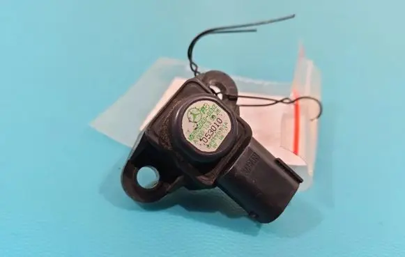 Mercedes-Benz S W221 Air pressure sensor A0051535028 IMPRK1391375