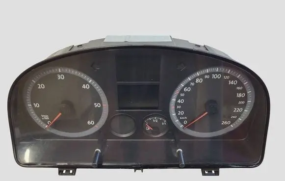 Volkswagen Caddy Speedometer (instrument cluster) 2K0920841A