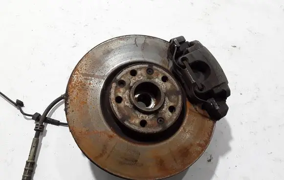 Citroen DS7 Crossback Front wheel hub 1647857280
