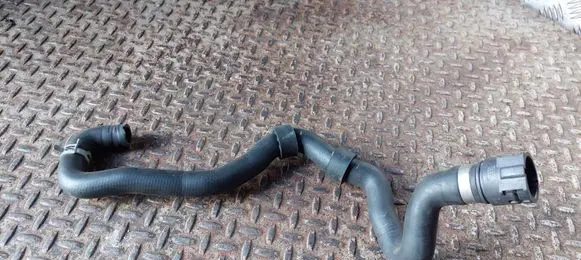 Mercedes-Benz A W177 Engine coolant pipe/hose