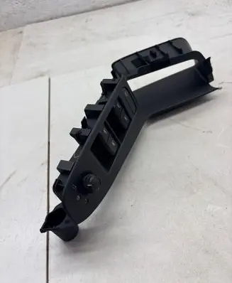 Audi A4 S4 B8 8K Electric window control switch 8K1867171B