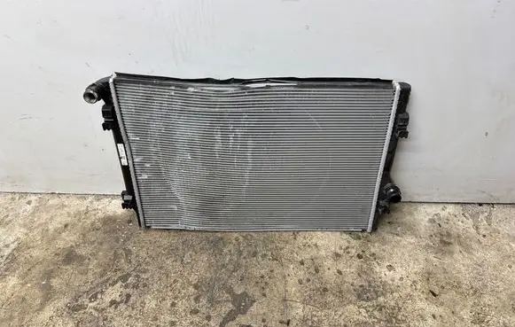 Skoda Octavia Mk3 (5E) Coolant radiator 5Q0121251GN